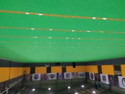 那有體育地板安裝公司