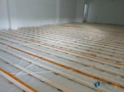 實木運動體育地板怎么保養