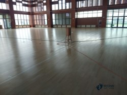 較好的運動場地木地板施工流程