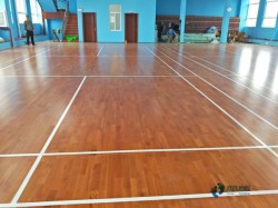 那有運動體育地板安裝公司