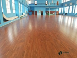 有什么體育場地木地板安裝公司