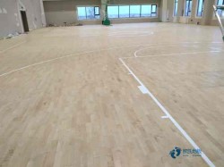 較好的運動場地板施工方案